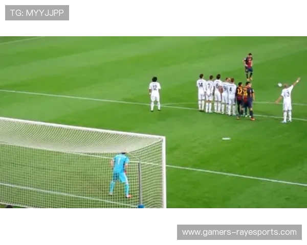 足球球星玄关设计理念与运动精神融合打造独特家居氛围